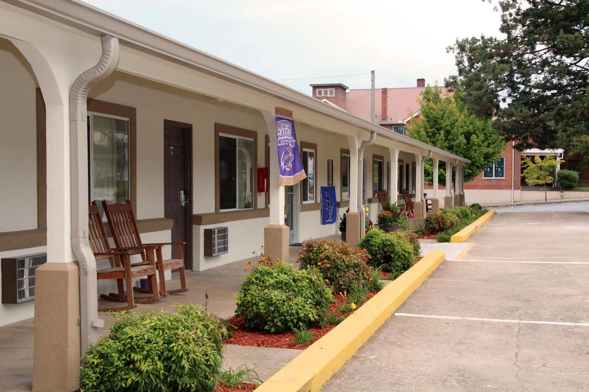 Blue Ridge Inn Sylva Dış mekan fotoğraf